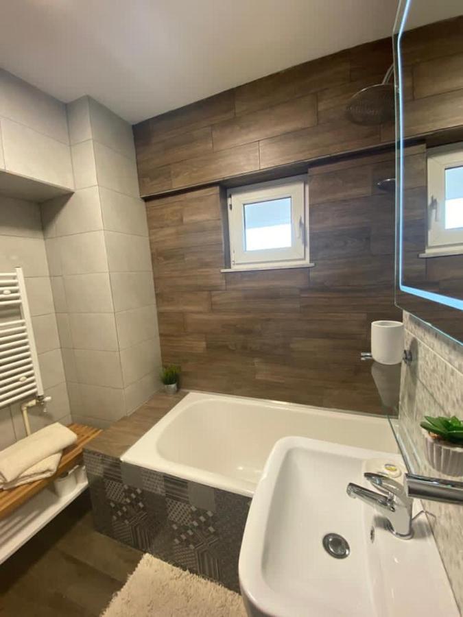 Aparthotel Claudia -Self Check-In Brăila Dış mekan fotoğraf